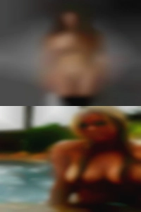 Naked girls shapely sex clubs legs.
